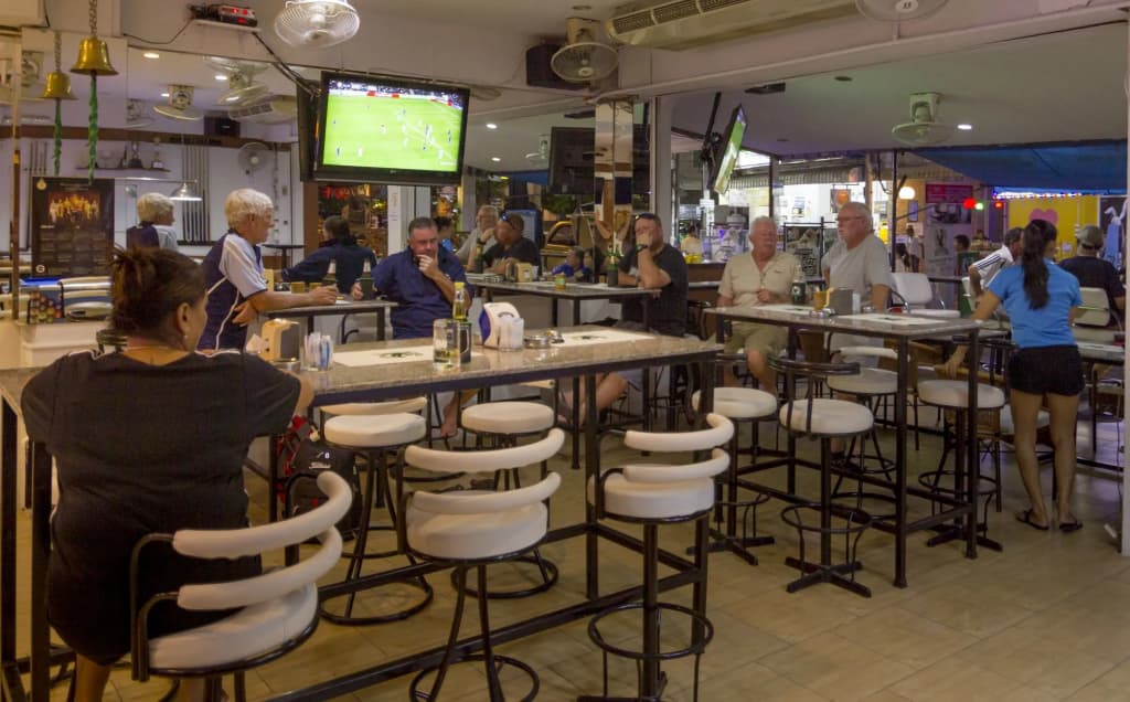 Travellers Rest Hotel - photo 21