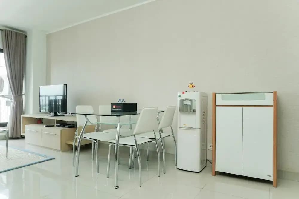 Modern Style 2BR at Tamansari Semanggi Apartment - photo 11