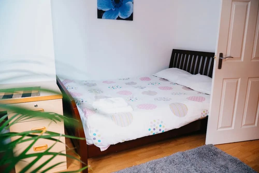 B83 Grove Street Apartments - photo 3