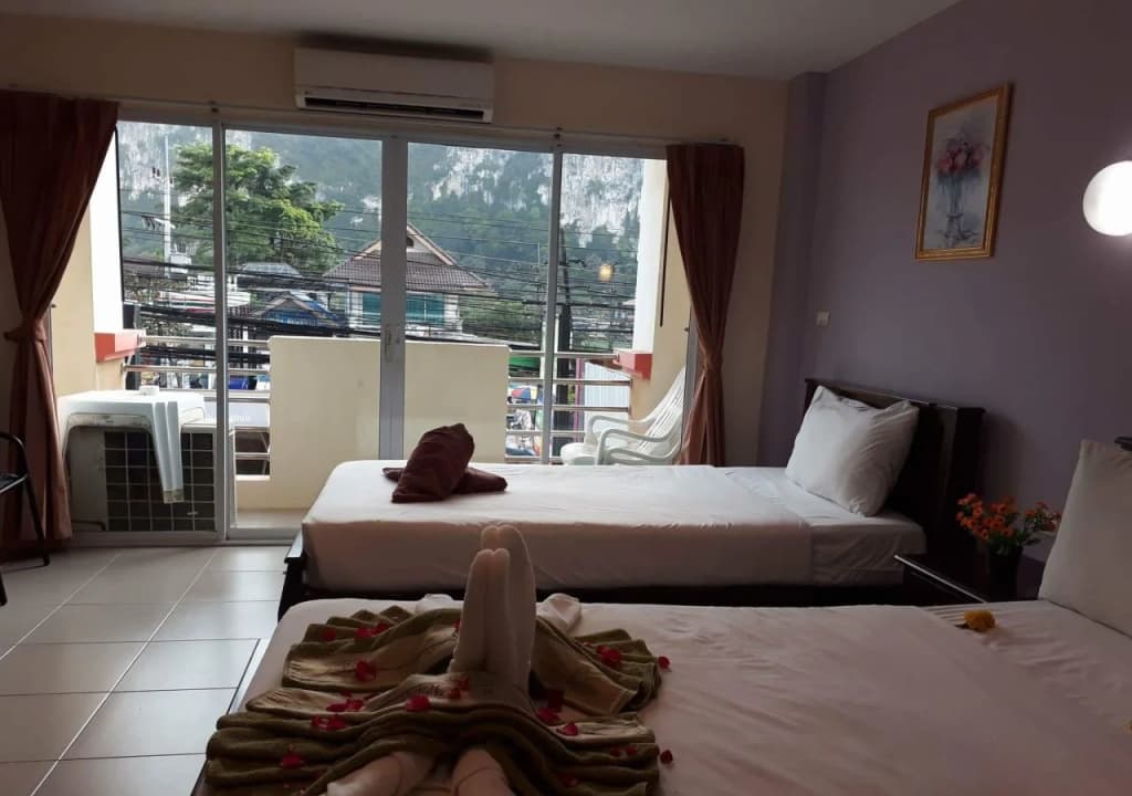 Number 1 Guesthouse & Restaurant - photo 5