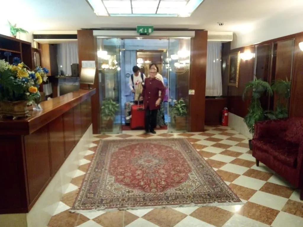 Hotel Diana - photo 21