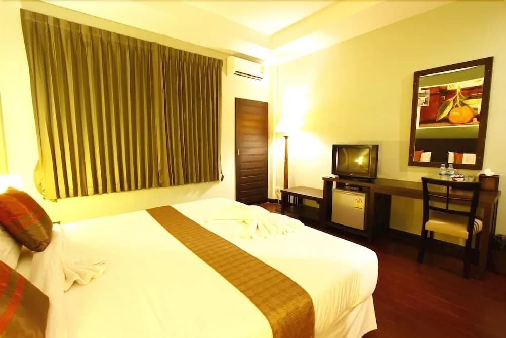 Orange Tree House Hotel - photo 5