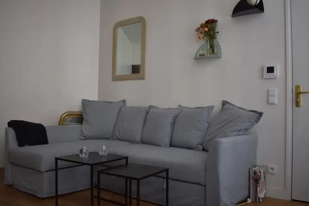 1 Bedroom in Bonne Nouvelle - photo 4