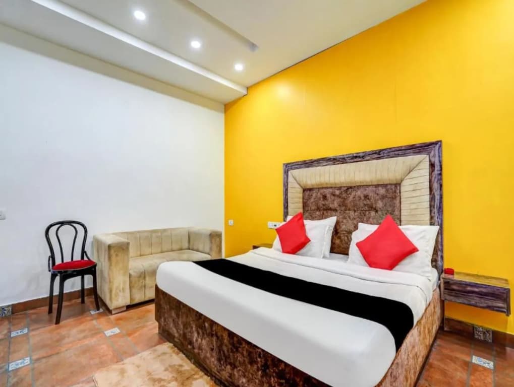 Hotel Mannat - photo 2