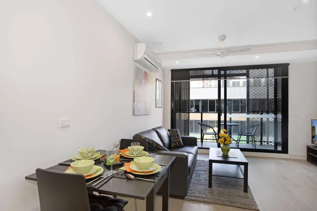 St Kilda Holiday Apartments - photo 14