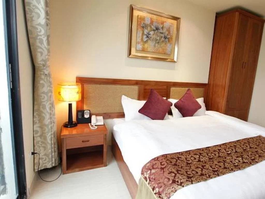 B Hotel - photo 5