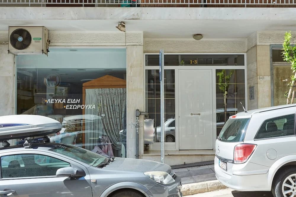 Fabulous 3BD Apt close to Kalimarmaro - main photo