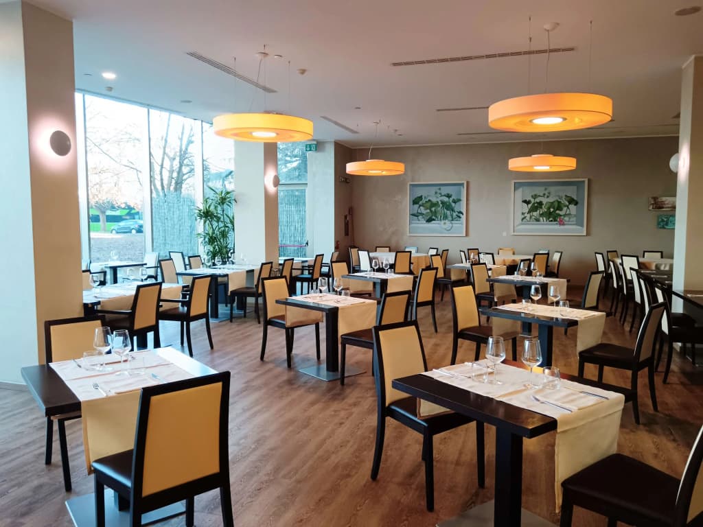 Best Western Plus The Hub Hotel - photo 30