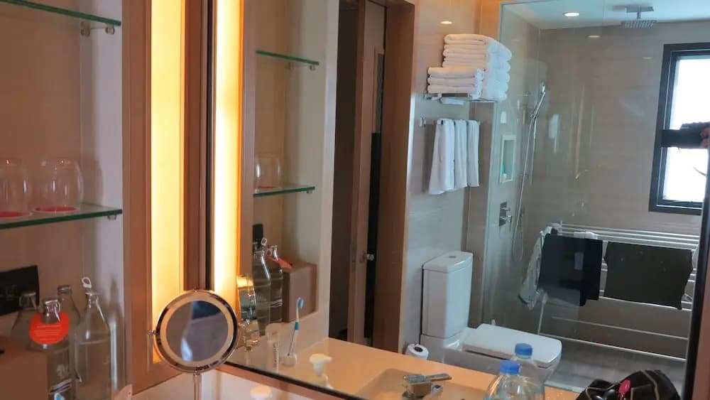 Patong Beach Luxury Hotel Apartment - photo 8