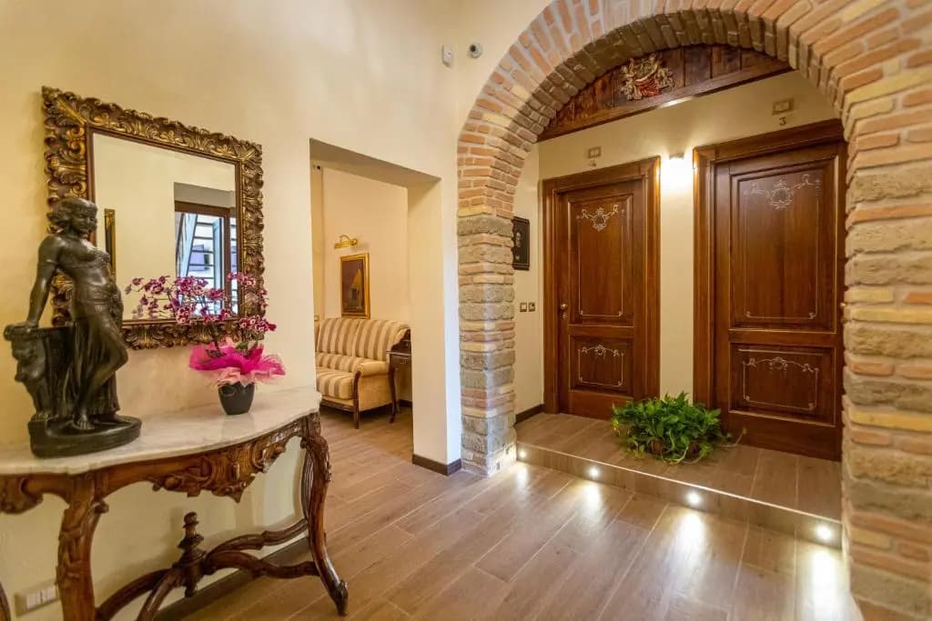 Kings Home In Rome - photo 13
