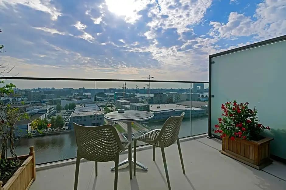 Black Jack Suites Amsterdam - photo 4