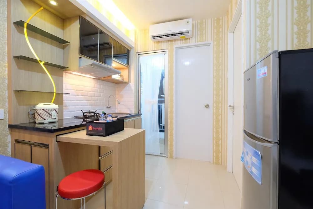 Cozy & Affordable Bassura City Apartment - photo 21