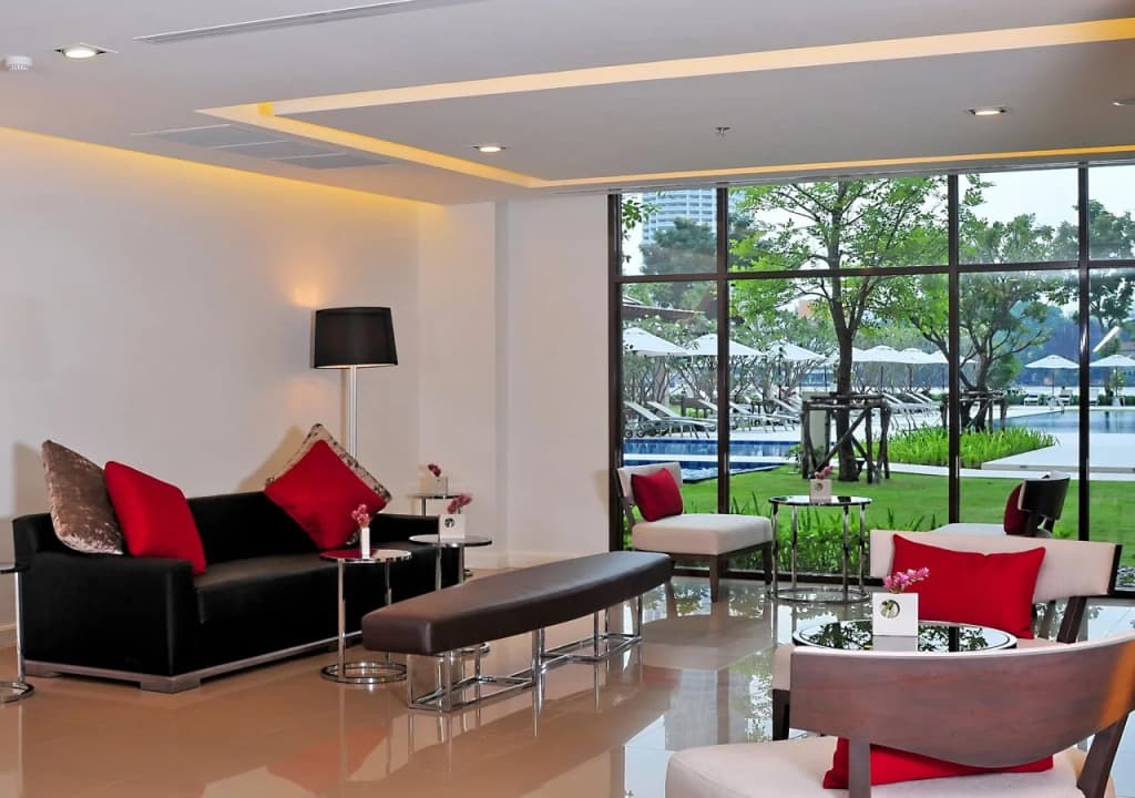 ibis Bangkok Riverside - photo 8