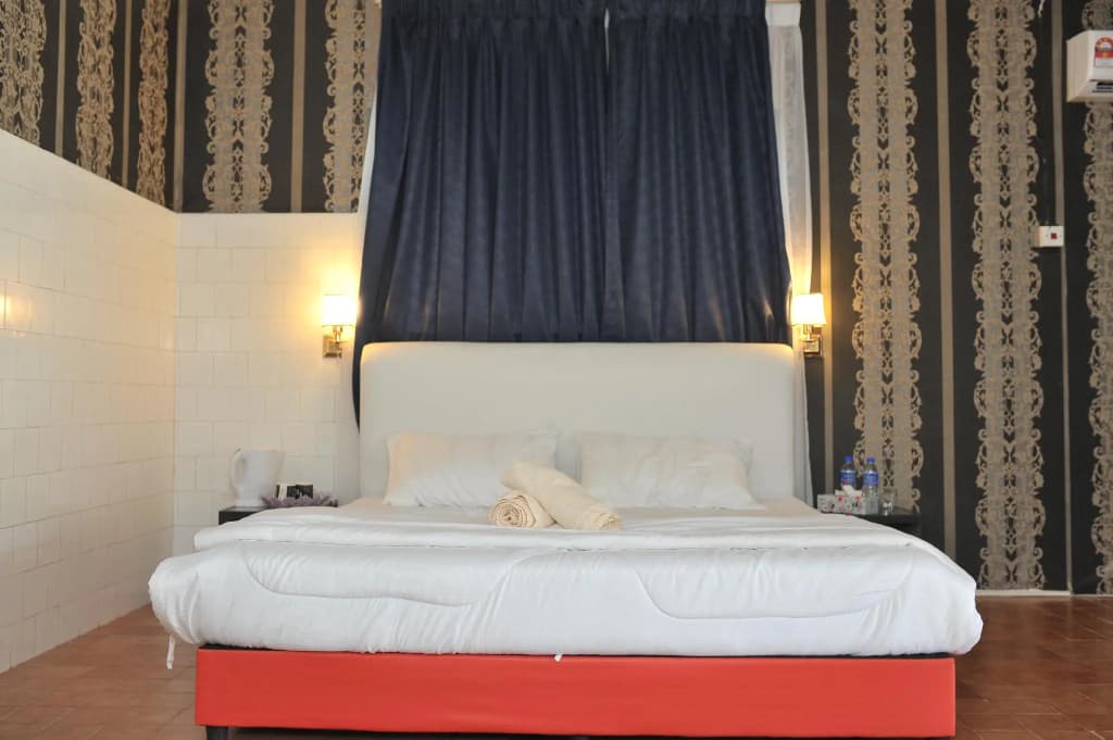 Green Town Hotels and Resorts - photo 2