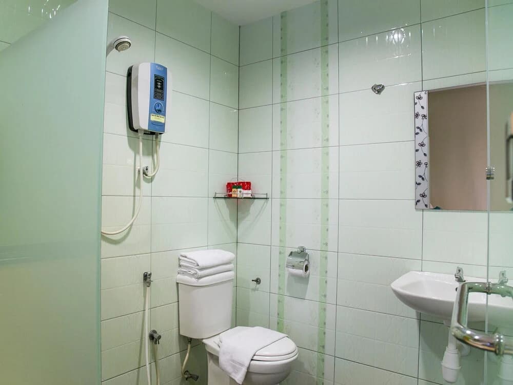OYO 151 Twin Hotel - photo 8