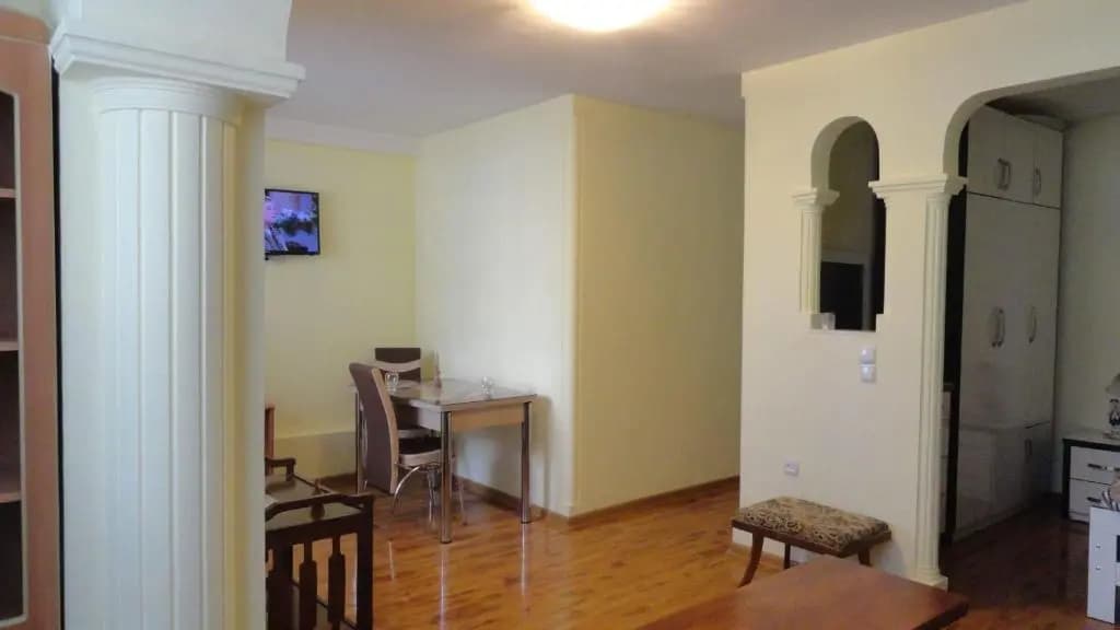 House at Ortachala - photo 13