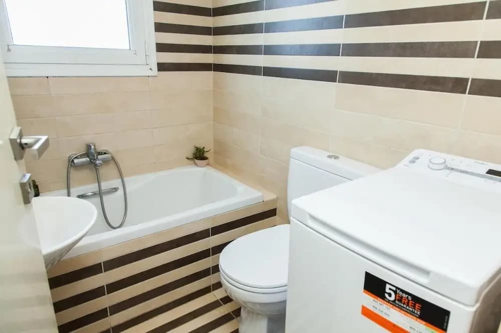 Bright apt w lovely view in Lycabettus - photo 8