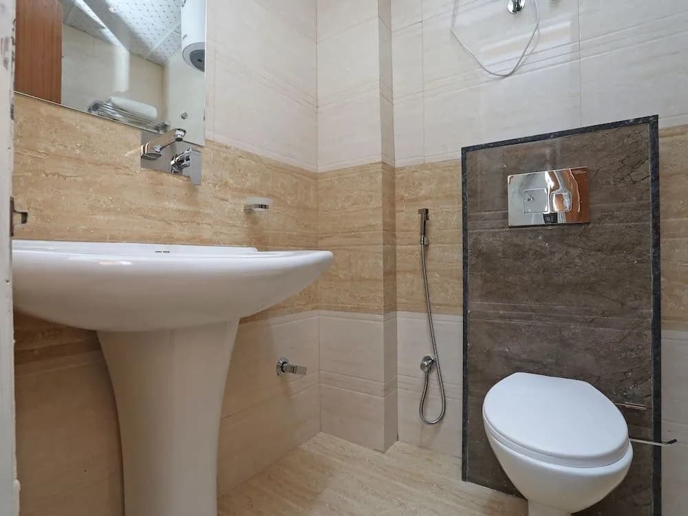 FabHotel Smart Suites - photo 10