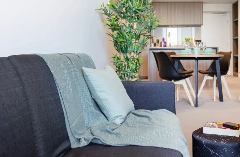 Holistay Premium - Swanston Central - photo 11
