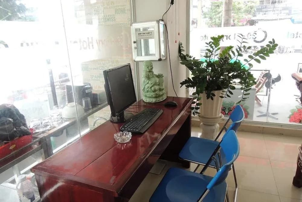 C30 Glory Hotel - photo 15