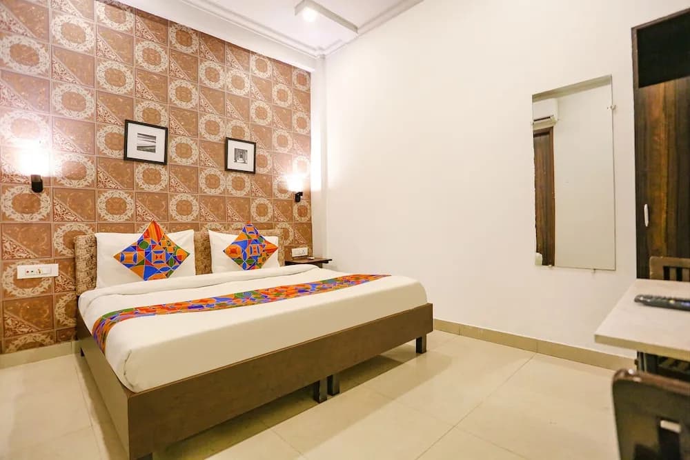 FabHotel Novel Suites - photo 3