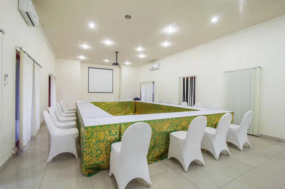 Puri Yuma Hotel - photo 12