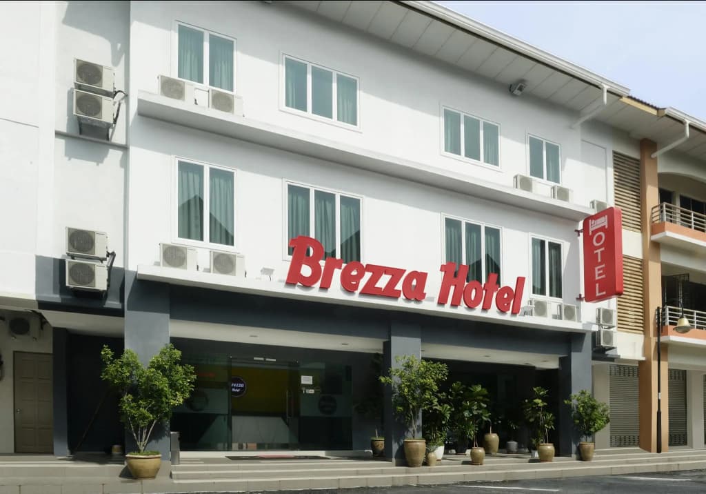 Brezza Hotel - main photo