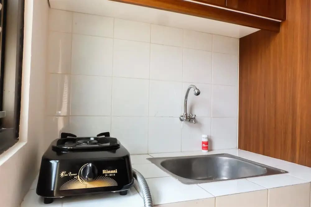 Best Studio 25 Kebagusan City Apartment - photo 16