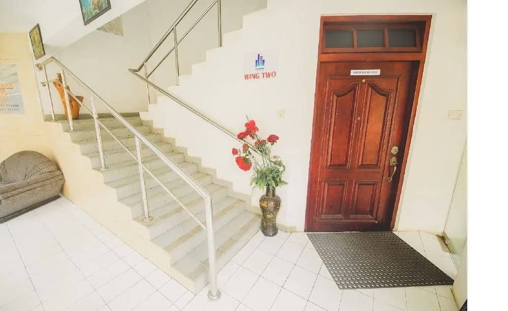 Marina Bay Apartments - photo 9