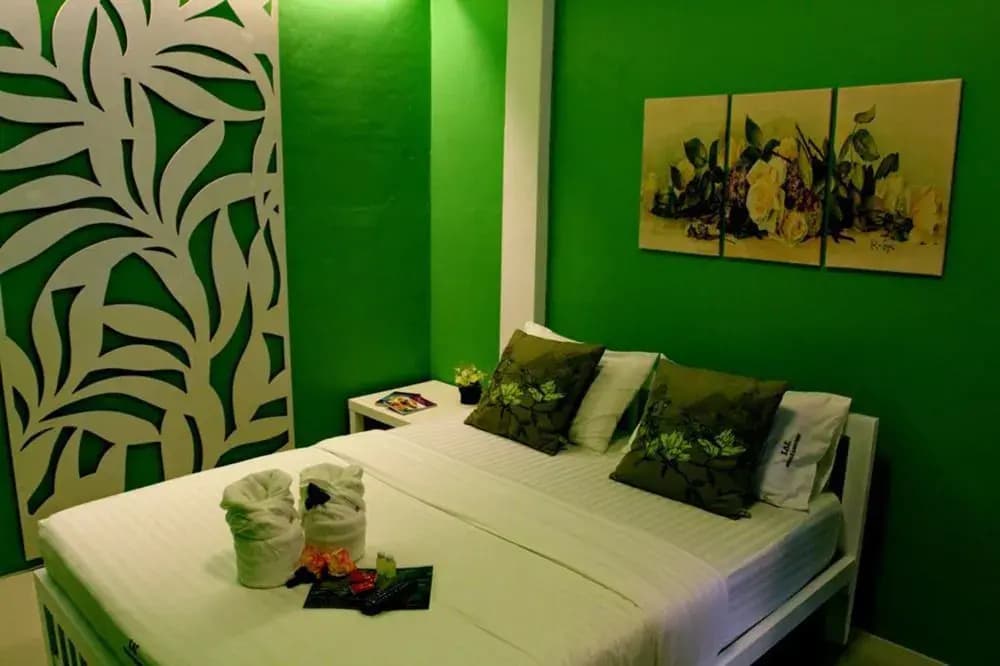 Charoenpong Apartment - photo 4