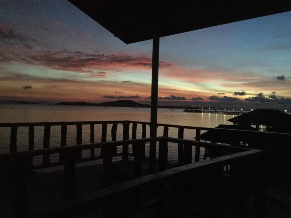 Sriraya Guesthouse - photo 12