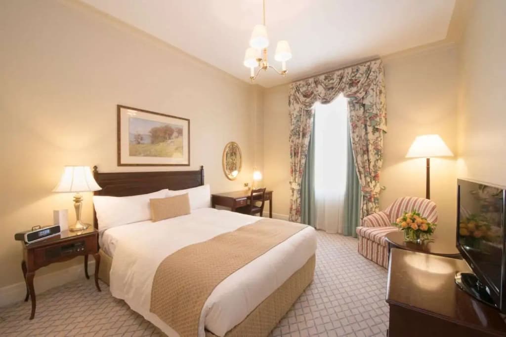 The Hotel Windsor - photo 6