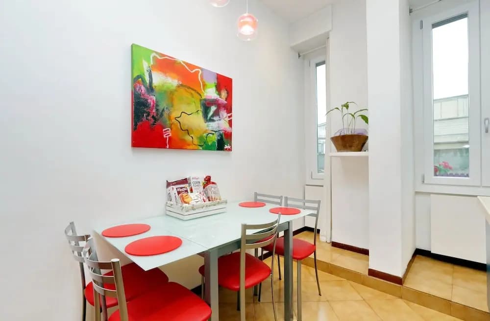 Chic Modern Apartment - photo 18
