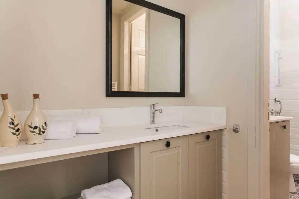 1930's Athenian House - photo 8