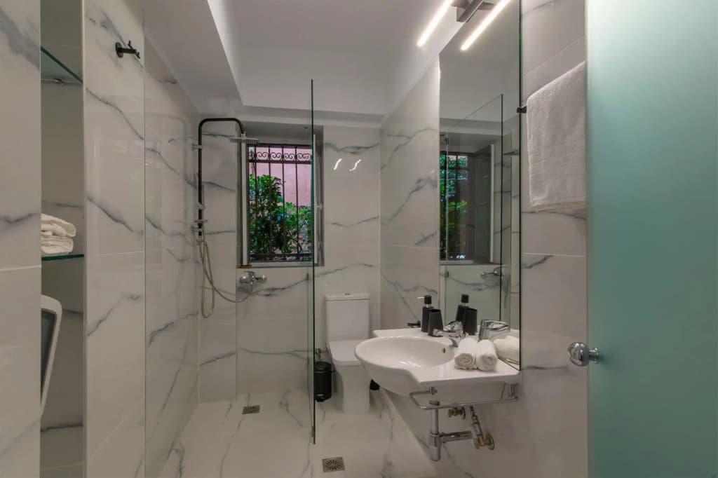 Art Pantheon Apartment (Three-Bedrooms) - photo 7
