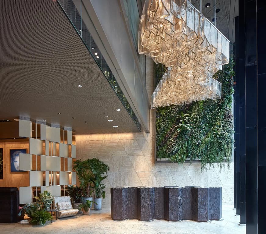 The Emperor Hotel - photo 2