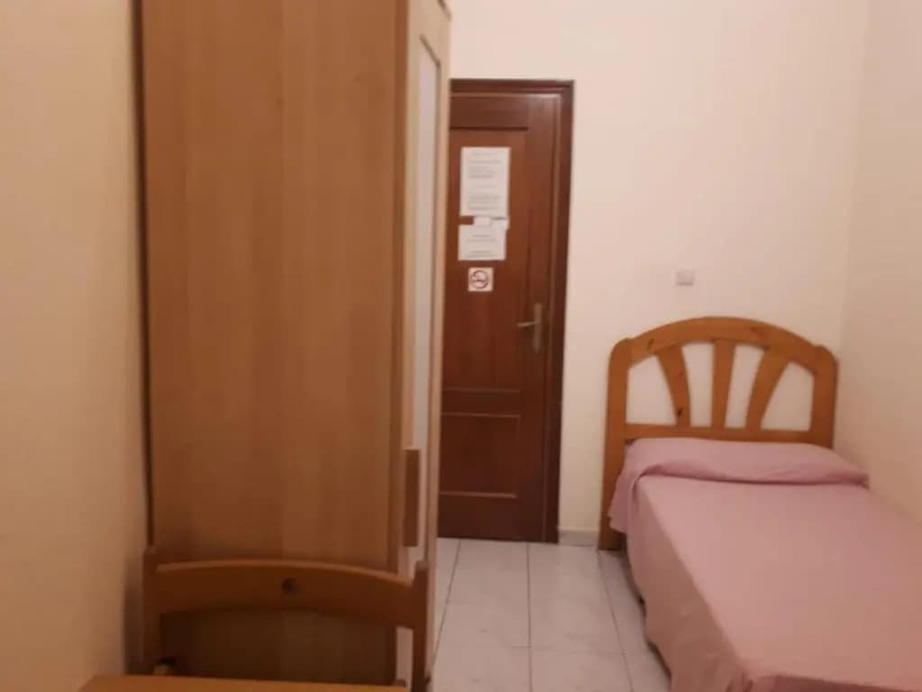 Hostal Pacios - photo 4