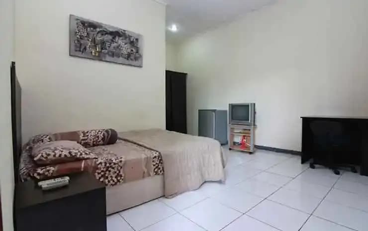 Kemang Place near Lippo Mall Kemang Mitra RedDoorz - photo 3
