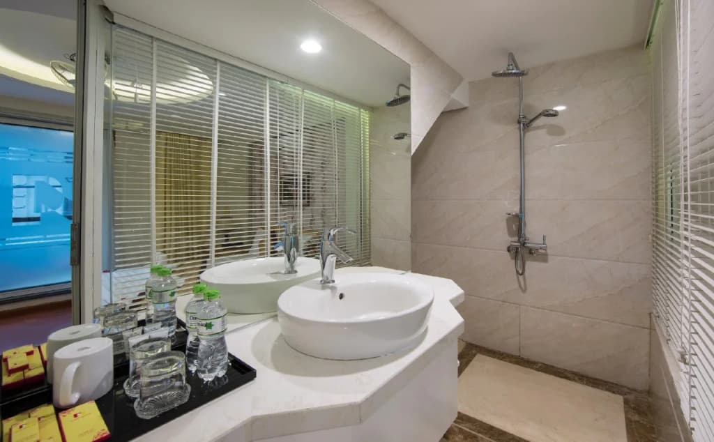 Phuong Ngoc Hotel - photo 9