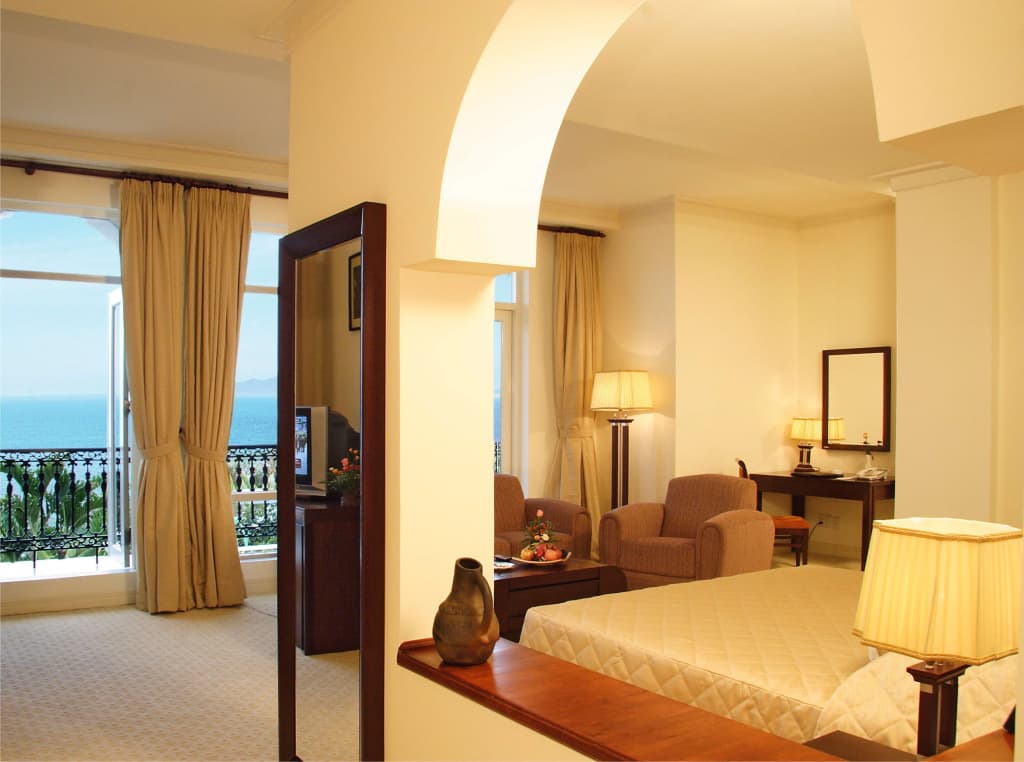 Sunrise Nha Trang Beach Hotel & Spa - photo 3