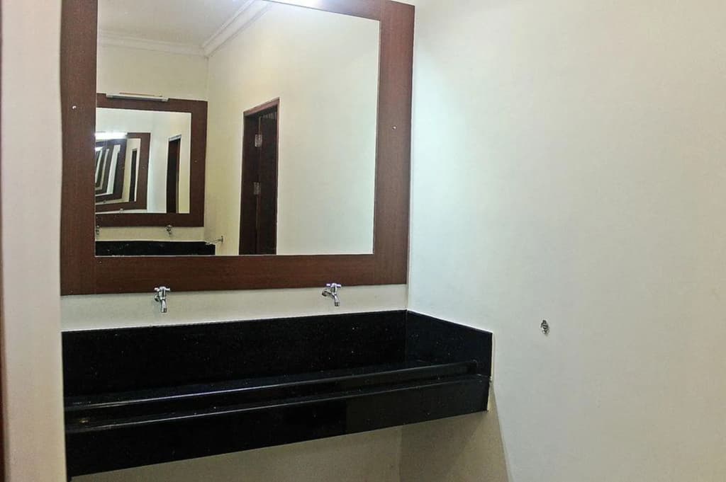 Mirah Hostel - photo 8