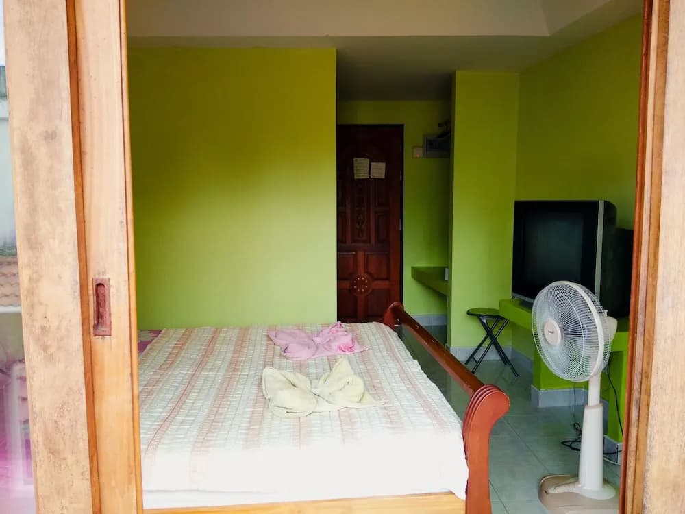 Pott Guesthouse - photo 6