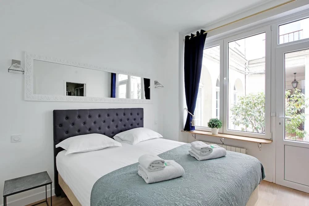Pick a Flat's Apartment in le Marais - rue Vieille du Temple - photo 4