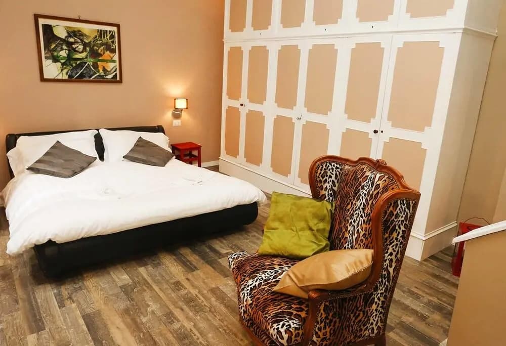 Tito Guesthouse - photo 2