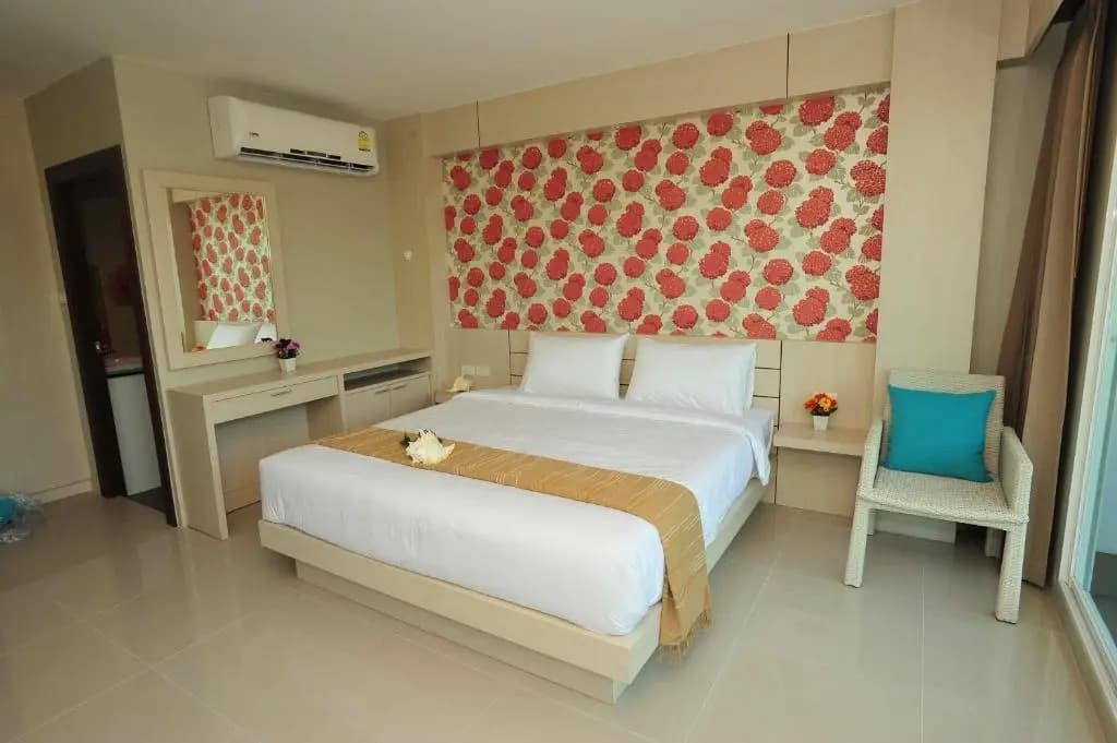 Chalong Beach Front Residence - photo 5
