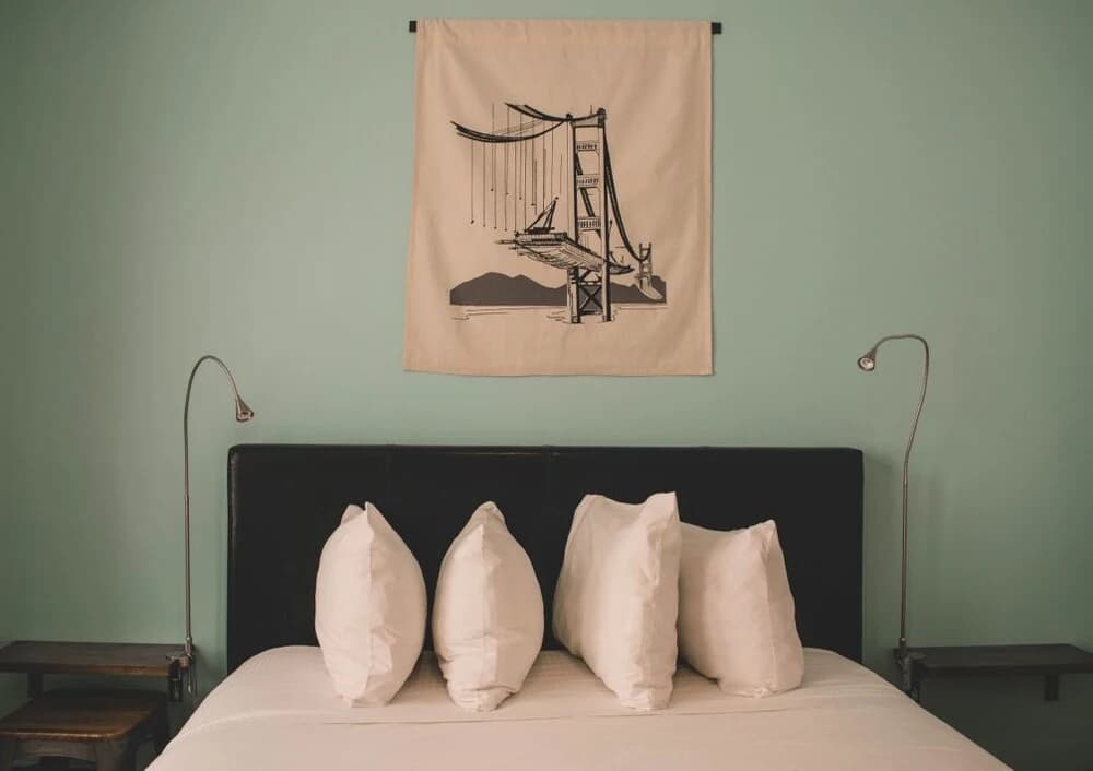 The Bartlett Hotel and Guesthouse - photo 4