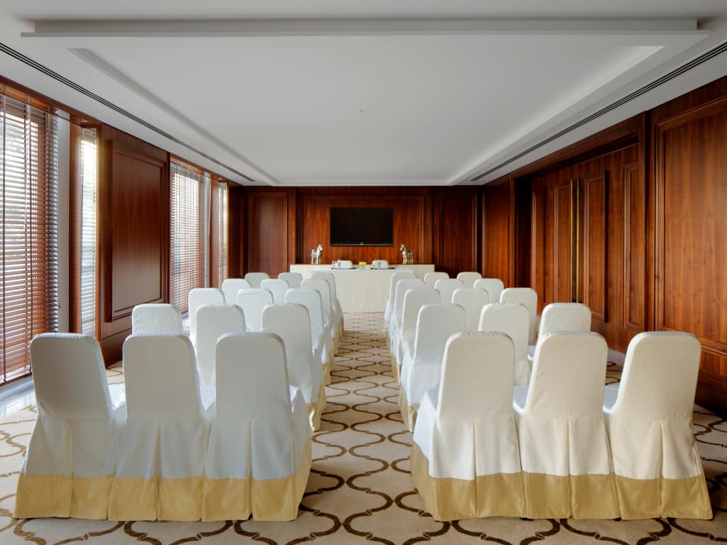 Hotel Taj Dubai - photo 20