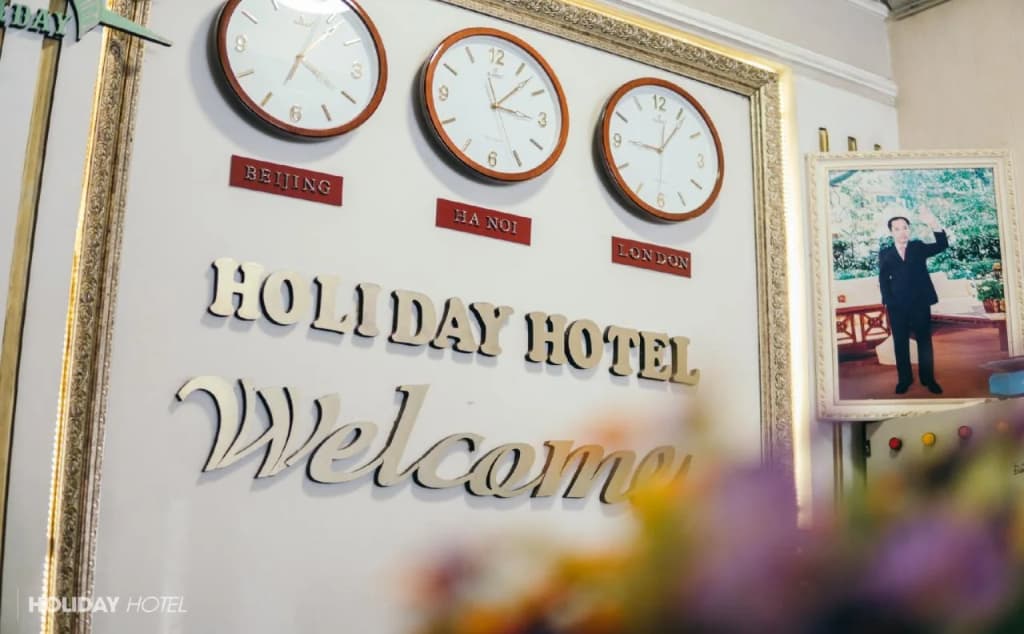 Holiday Hotel - photo 9