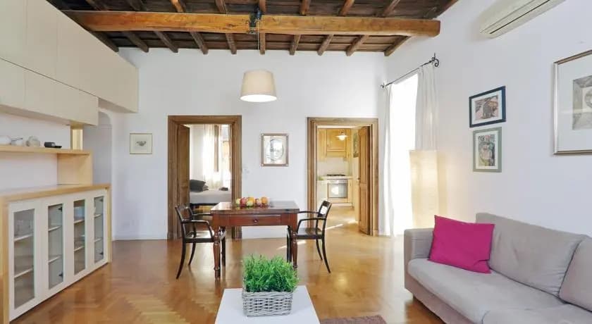 Giubbonari Apartment - photo 2