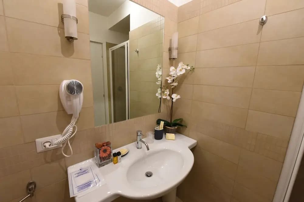 San Pietro Vip Room - photo 9